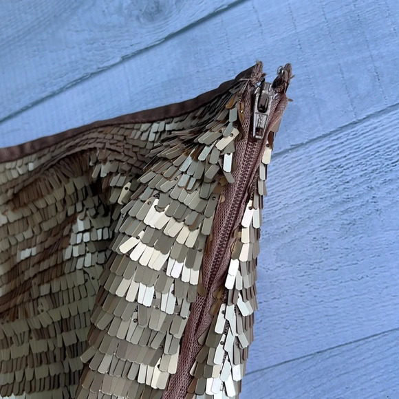 H&M Matte Gold Sequence Skirt Size 8 - Picture 6 of 8